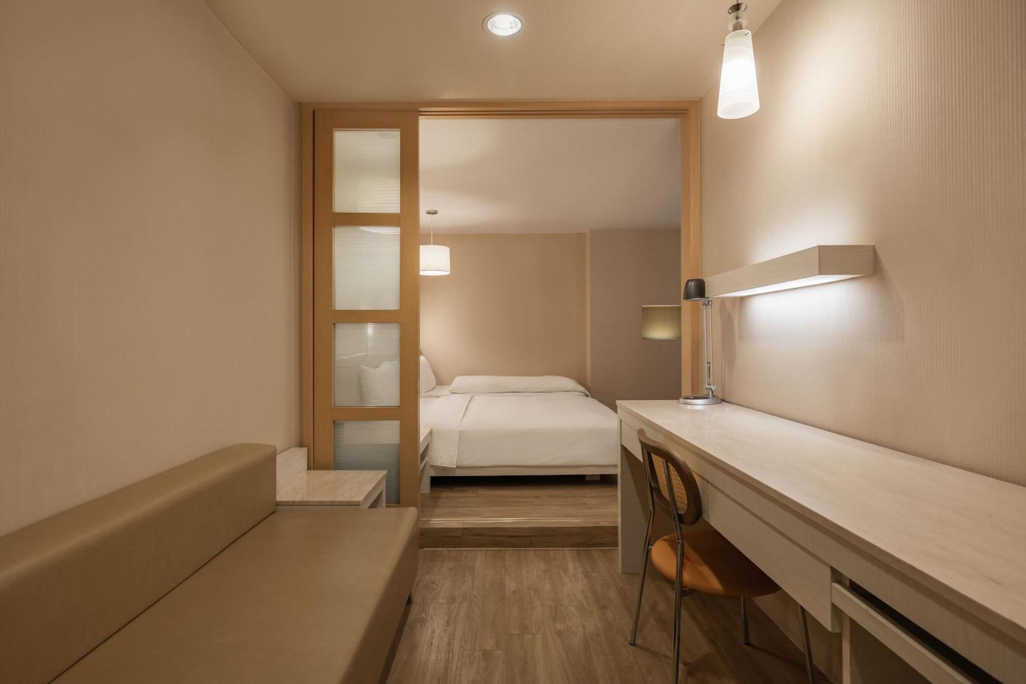 Kindness Hotel - Hanshen Гаосюн Номер фото