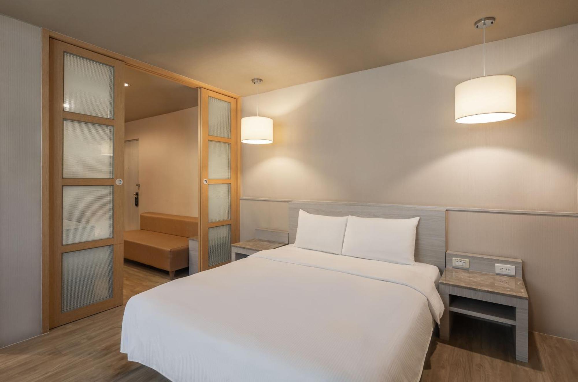 Kindness Hotel - Hanshen Гаосюн Номер фото